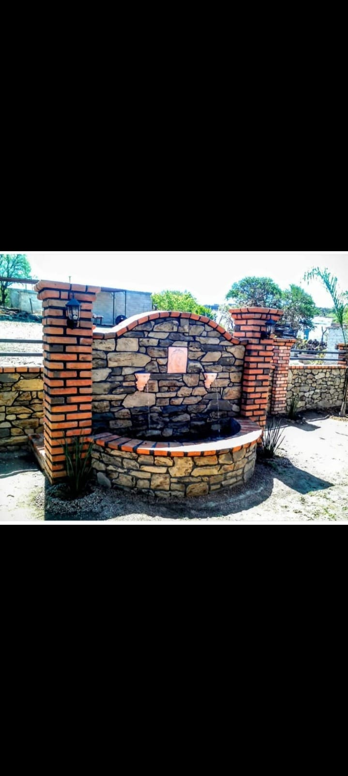 Decorative stone wall masonry project